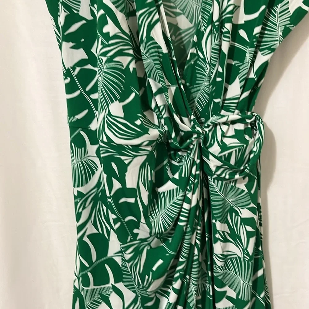 Maggy London Green Leaf Wrap Dress a306 - Picture 3 of 5